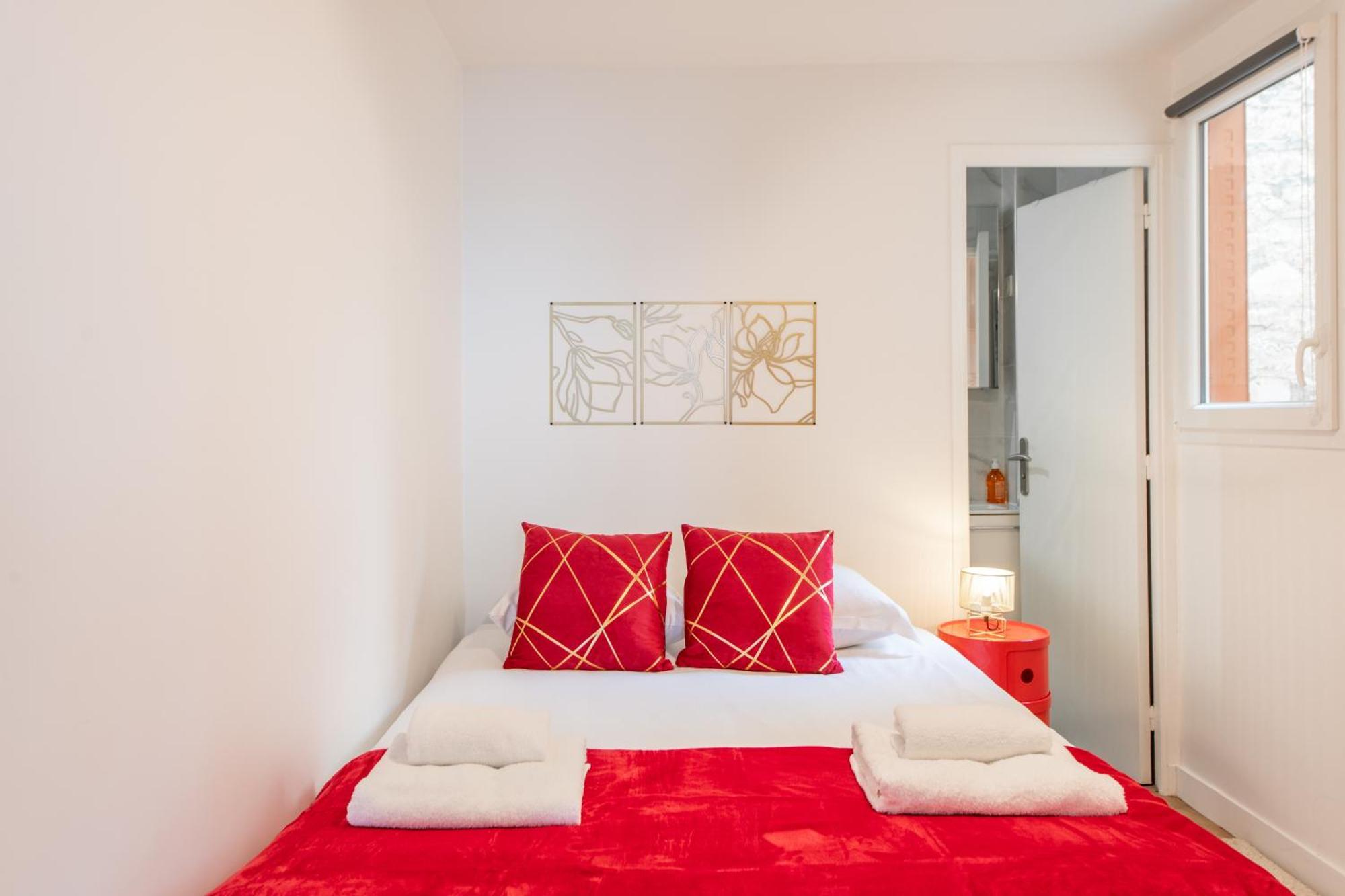 Spacious And Bright 2-Bedroom Large Apartment Very Close To Paris - Near Metro Boulogne-Billancourt Exterior foto